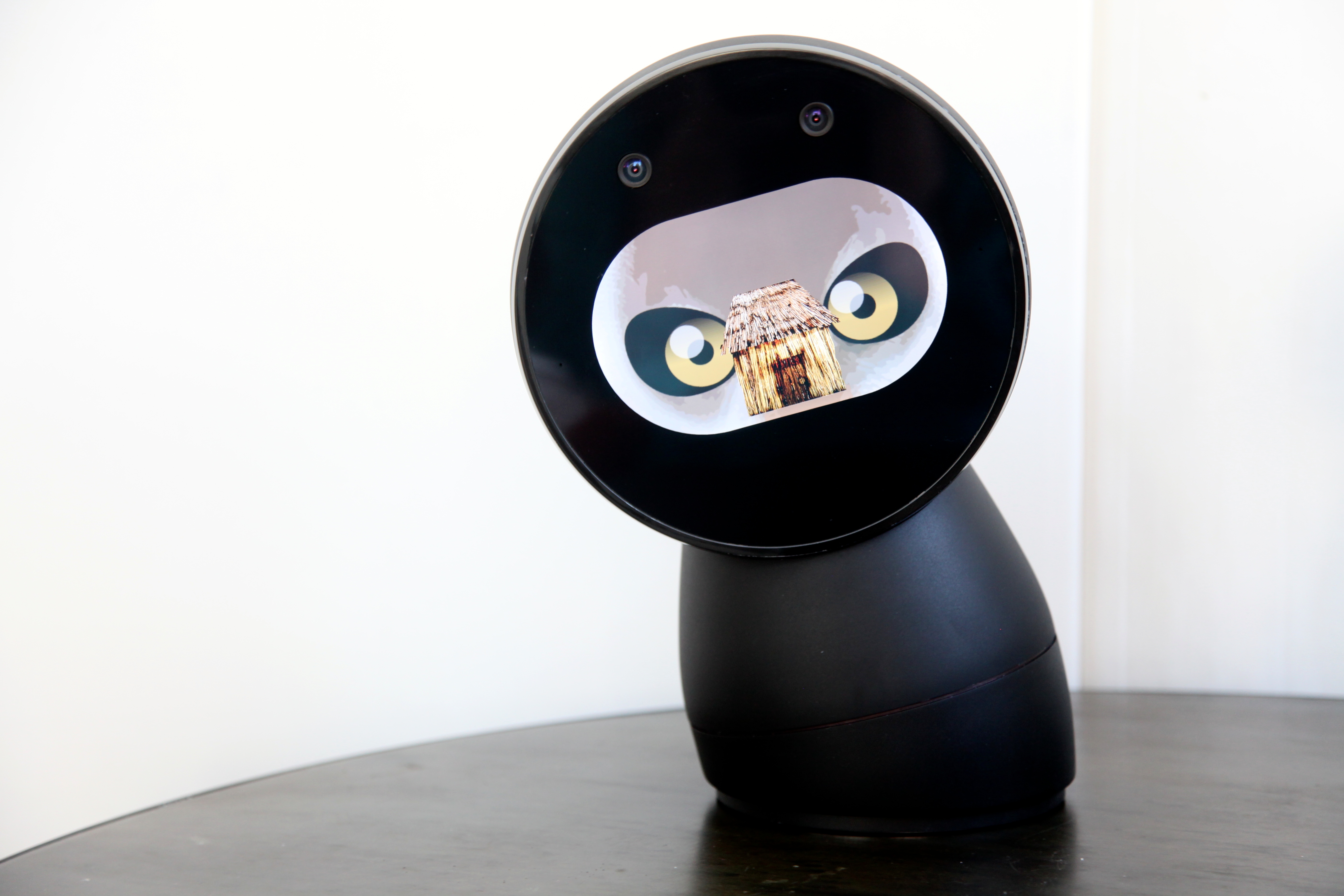 Jibo: «социальный» робот для всей семьи