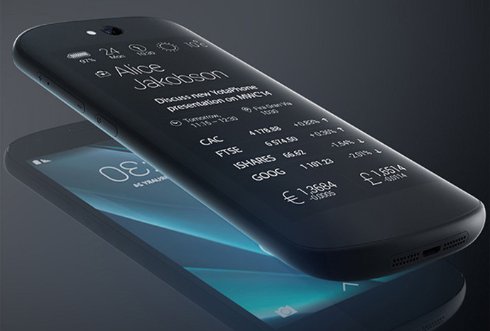 В Москве презентовали смартфон YotaPhone 2