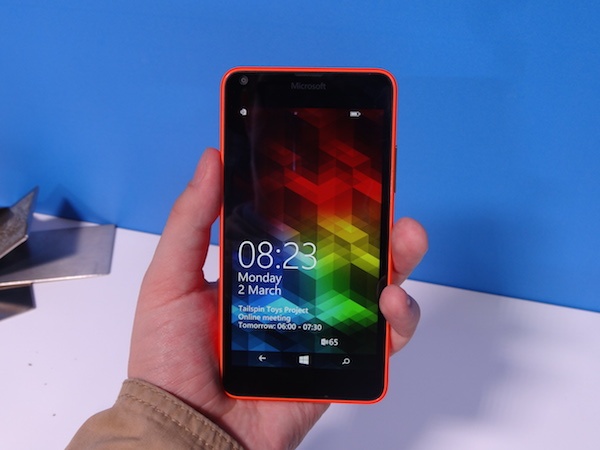 Представлены смартфоны Microsoft Lumia 640 и 640 XL