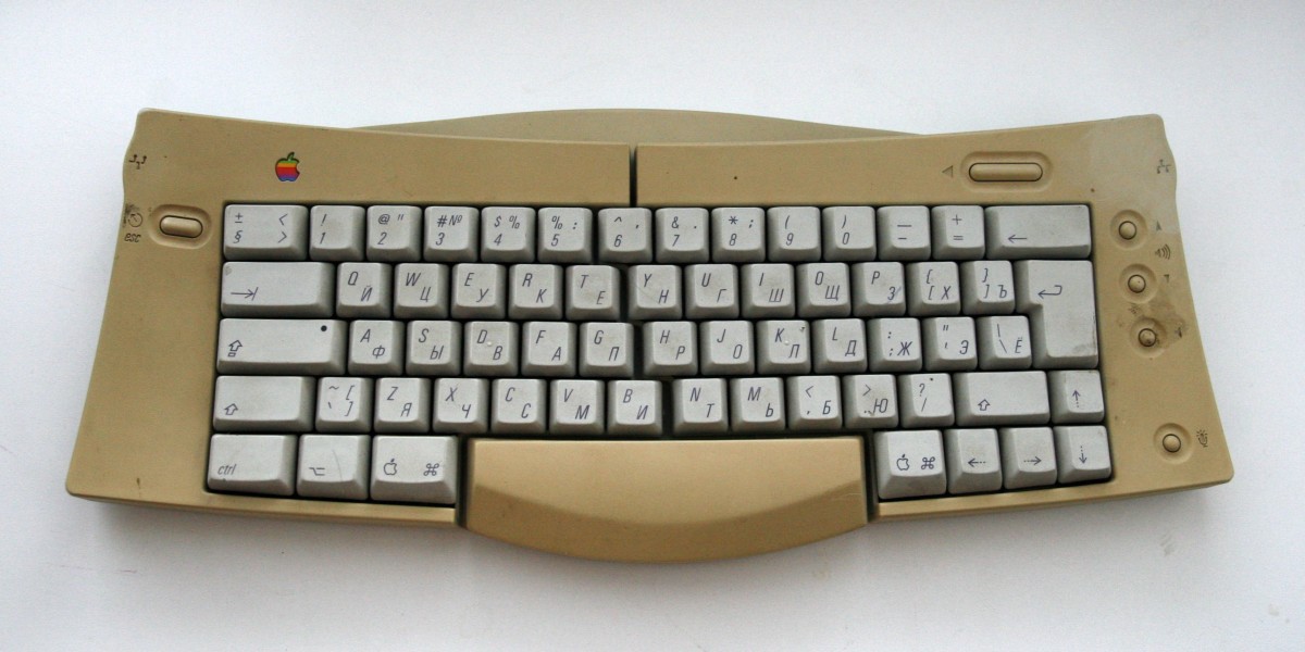 Старая клавиатура. Клавиатура Эппл 2000. Клавиатура Apple Keyboard old. ATX клавиатура 1995. Клавиатура эпл 1 Старая.