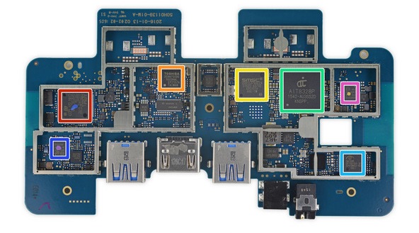 Шлем HTC Vive заработал у iFixit восемь баллов