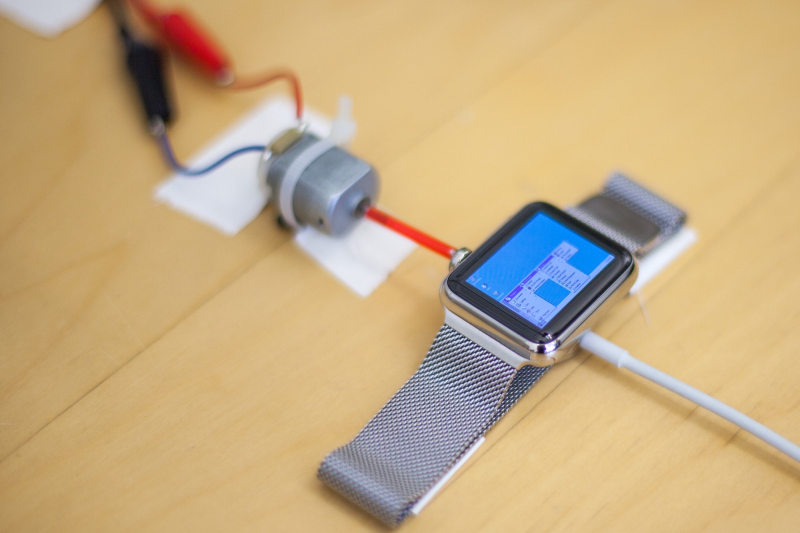 Windows 95 запустили на Apple Watch - 2