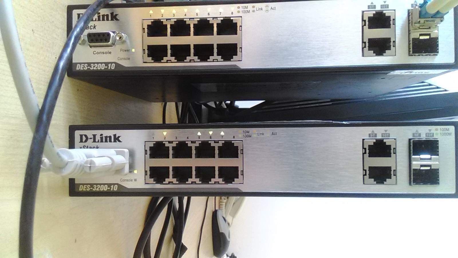 Des 3200 18. D link XSTACK des 3200-10. D-link des-3200-10. D link 3200-10. D-link XSTACK des-3200-18.