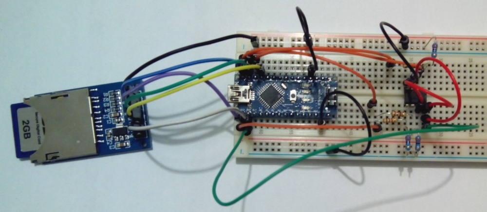 Как работает spi flash память