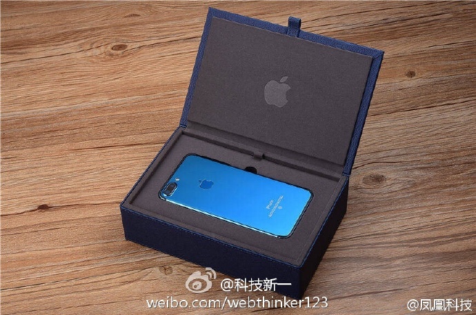 Опубликованы изображения смартфона iPhone 7 в цвете Blue Shade - 1