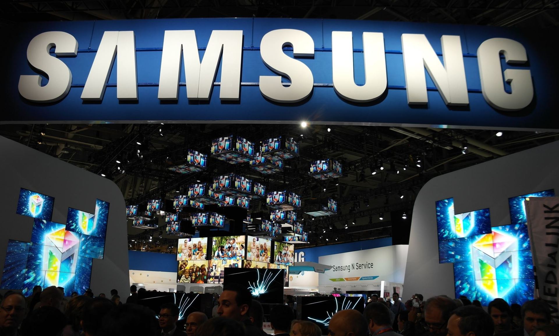 Samsung планирует возобновить продажи «взрывного» Galaxy Note 7 - 1