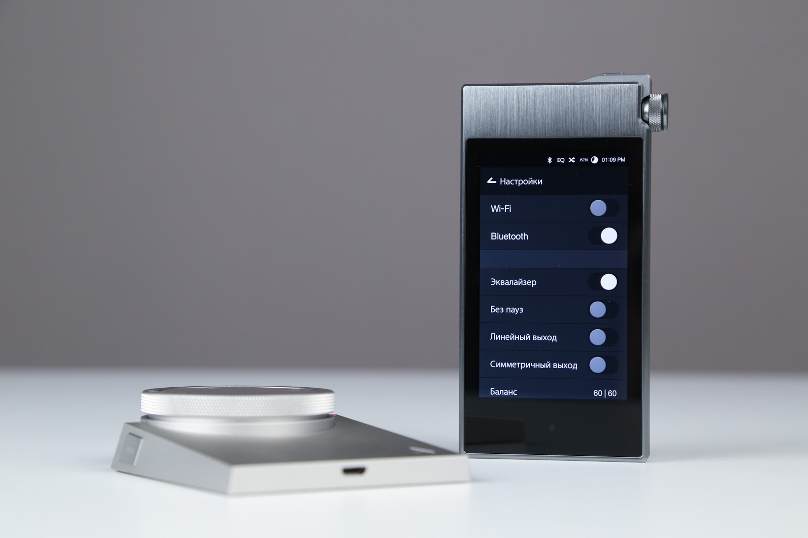 Astell kern ak uw100mkii. Ak100 II. Astell&Kern ak100 внутри. AK rm01. Какой установлен blutuz на Astell Kern ak100.