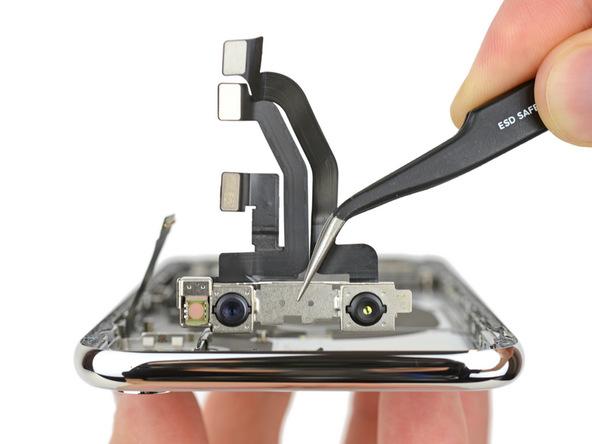 iPhone X заработал у iFixit шесть баллов