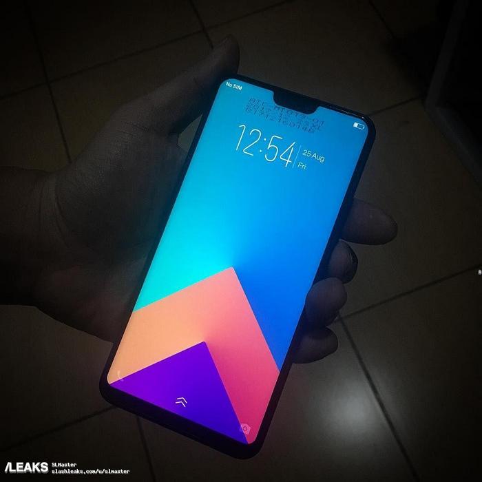 Смартфон впервые замечен на живых фото Vivo V9