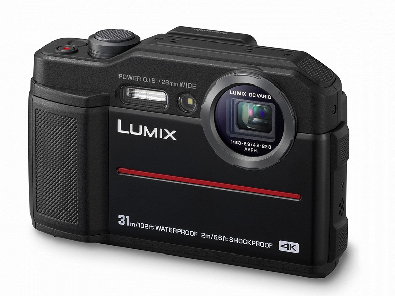 Компактная камера в усиленном исполнении Panasonic Lumix FT7 оборудована электронным видоискателем