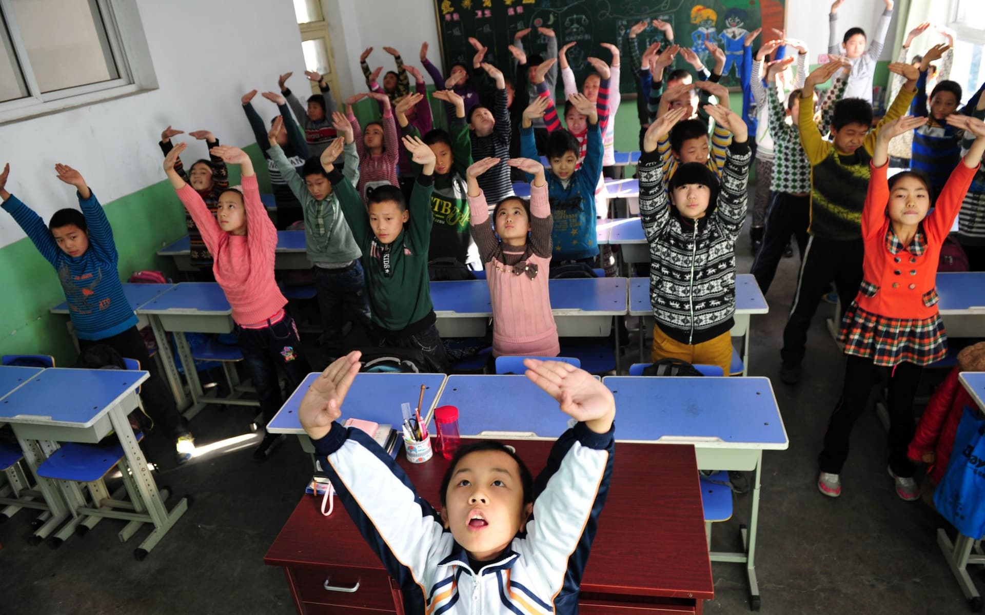 Невнимательных учеников в китайских школах начинают «ловить» при помощи системы распознавания лиц - 1
