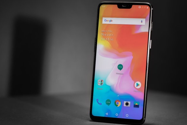 Смартфон OnePlus 6 лишили функциональности Always On Display 