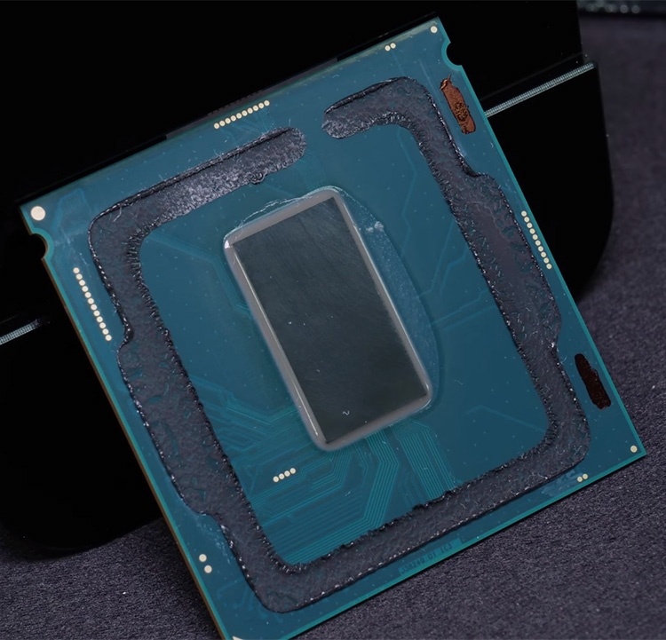 Core i7-8086K покорил частоту 7,24 ГГц