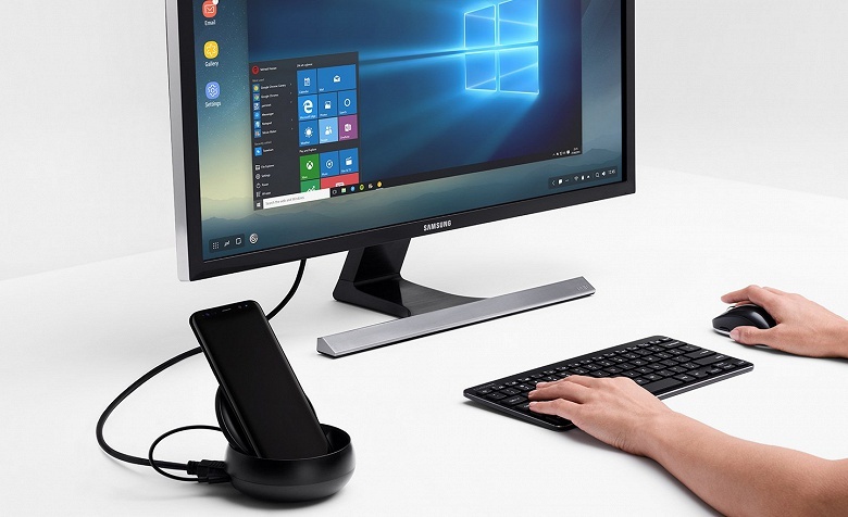 Обновление Samsung Dex даст возможность полноценно пользоваться мобильным устройством, подключённым к док-станции 