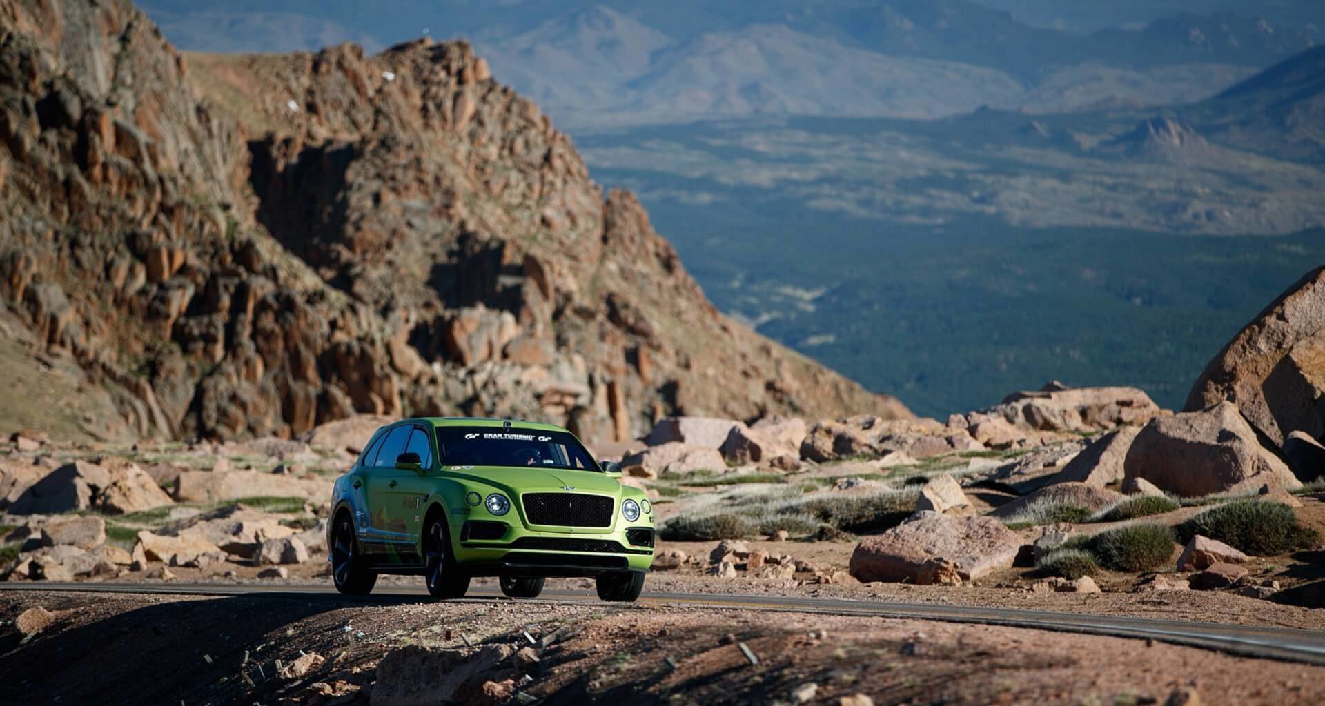 Машина пик. Bentley Bentayga Pikes Peak. Bentley Bentayga Pikes Peak (Top 10). Рекорд на пике джип. Эндрепик машина.