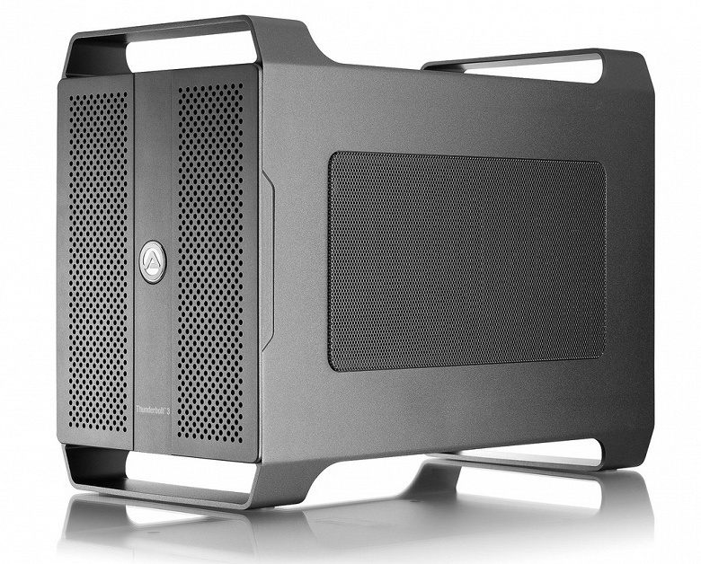 Шасси Akitio Node Duo с интерфейсом Thunderbolt 3 рассчитано на две карты с интерфейсом PCIe