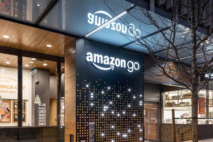 Amazon открыла первый магазин без кассиров за пределами Сиэтла