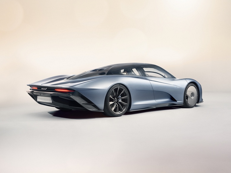 Гибрид McLaren Speedtail будет разгоняться до 300 км/ч за 12,8 с 