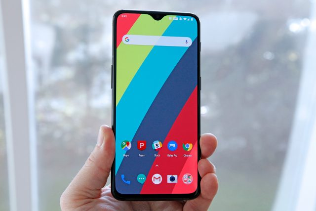 Владельцы OnePlus 6 получили улучшенную камеру OnePlus 6T и прочие нововведения