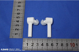 Беспроводные наушники Xiaomi Mi True Wireless Earphones засветились на живых фото