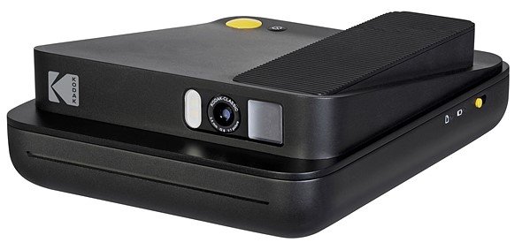 Под маркой Kodak выпущено две камеры моментальной фотографии