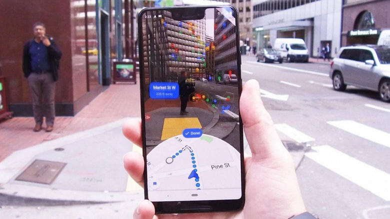 Дополненная реальность в Google Maps упрощает ориентирование на местности, но долго пользоваться этим режимом нельзя