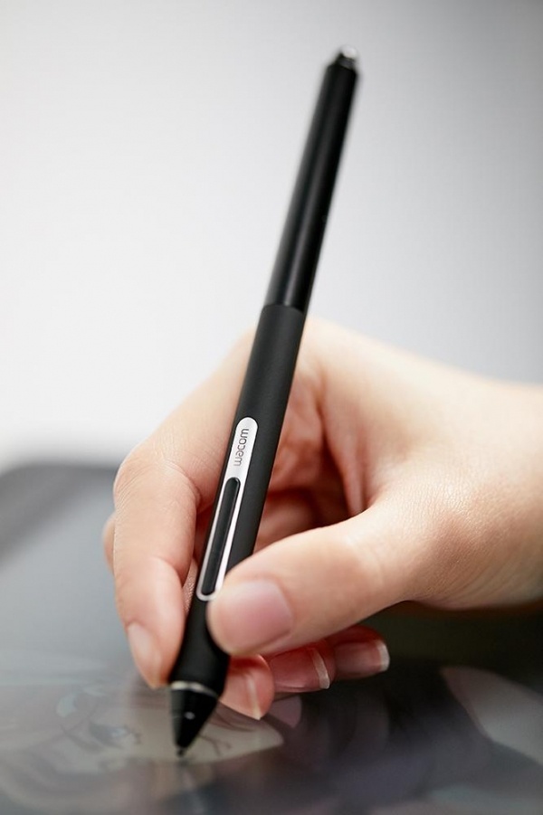 Wacom начала выпуск тонкого цифрового пера Pro Pen slim