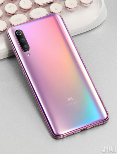 Масса официальных изображений и информации о Xiaomi Mi 9