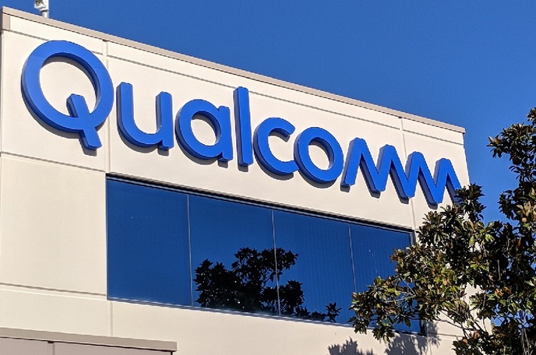 Apple считает, что Qualcomm требует роялти за процедуры, где никаким образом патенты компании не используются