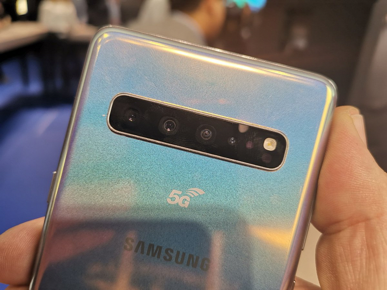 Galaxy S10 и Galaxy Fold уже не интересны. Флагманский планшетофон Samsung Galaxy Note10 обзаведётся квадрокамерой