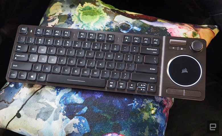 Больше, чем клавиатура: Corsair K83 Wireless Entertainment получила тачпад, джойстик и ролик