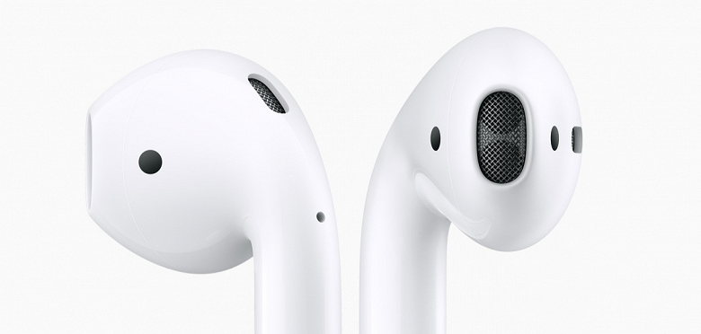 Не прошло и суток: обновлённые наушники Apple AirPods уже распродали