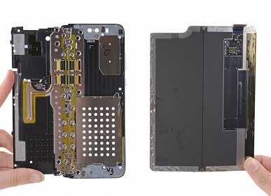 Удивительно, но смартфон Samsung Galaxy Fold всё же заработал у iFixit несколько баллов за ремонтопригодность