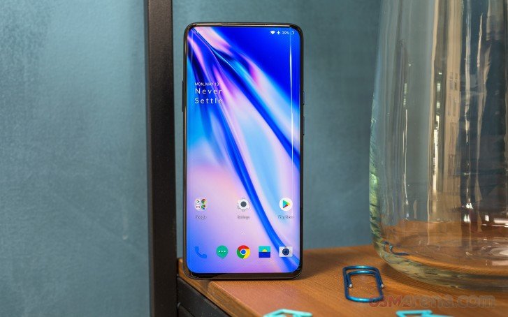 OxygenOS 9.5 добавит в OnePlus 6 и 6T режим Zen из OnePlus 7, а ночной режим Nightscape 2.0 не появится на старых смартфонах