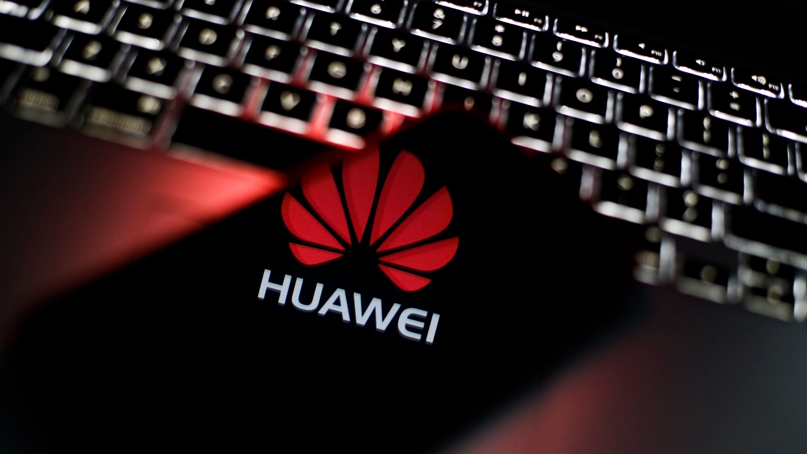 Huawei выходит на рынок подводных интернет-магистралей - 1