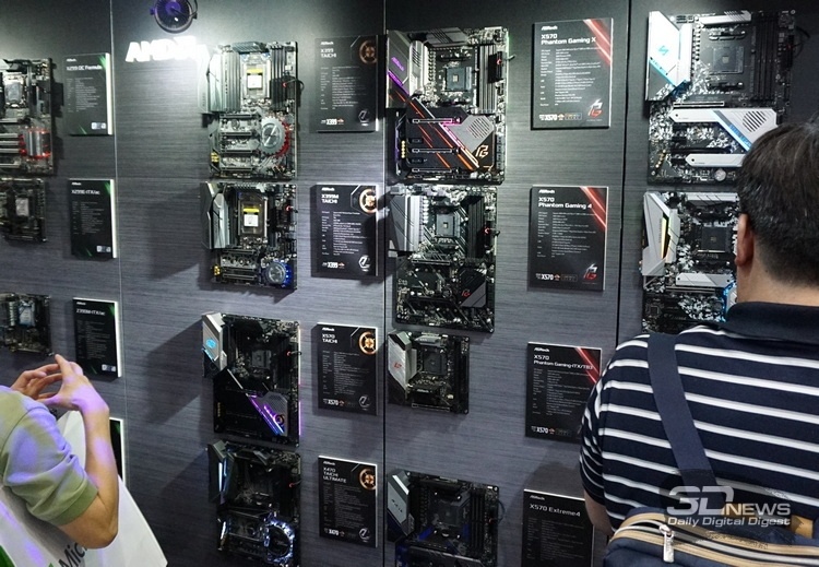 Репортаж со стенда ASRock на выставке Computex 2019