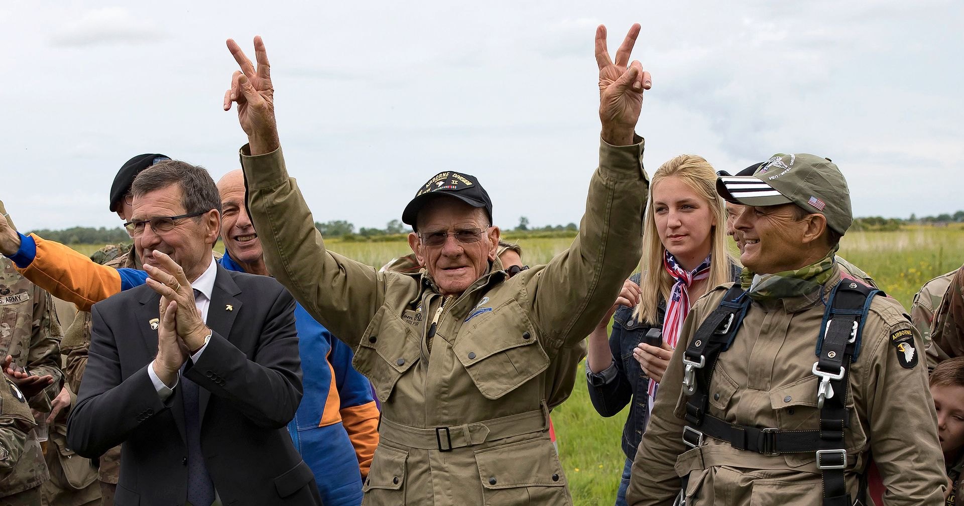 День д сегодня. 101st: Airborne in Normandy. 101 Воздушно-десантная дивизия в Нормандии. Десантники в Нормандии. ВДВ Нормандия.