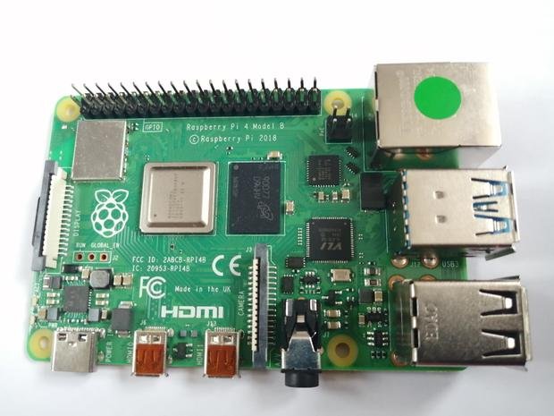 У новейших одноплатных ПК Raspberry Pi 4 обнаружилась проблема с портом USB-C