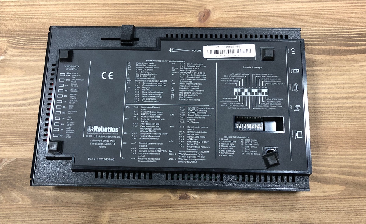 Музей DataArt. Модемы US Robotics - 4