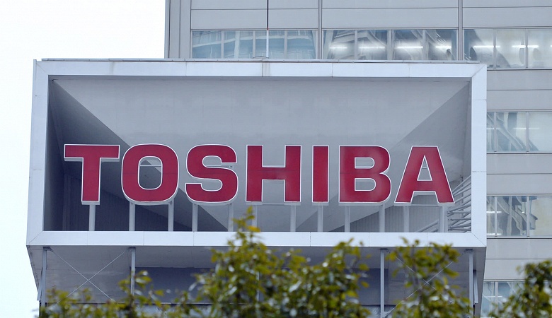 Компания Toshiba отчиталась за минувший квартал — прибыль сменилась убытком - 1