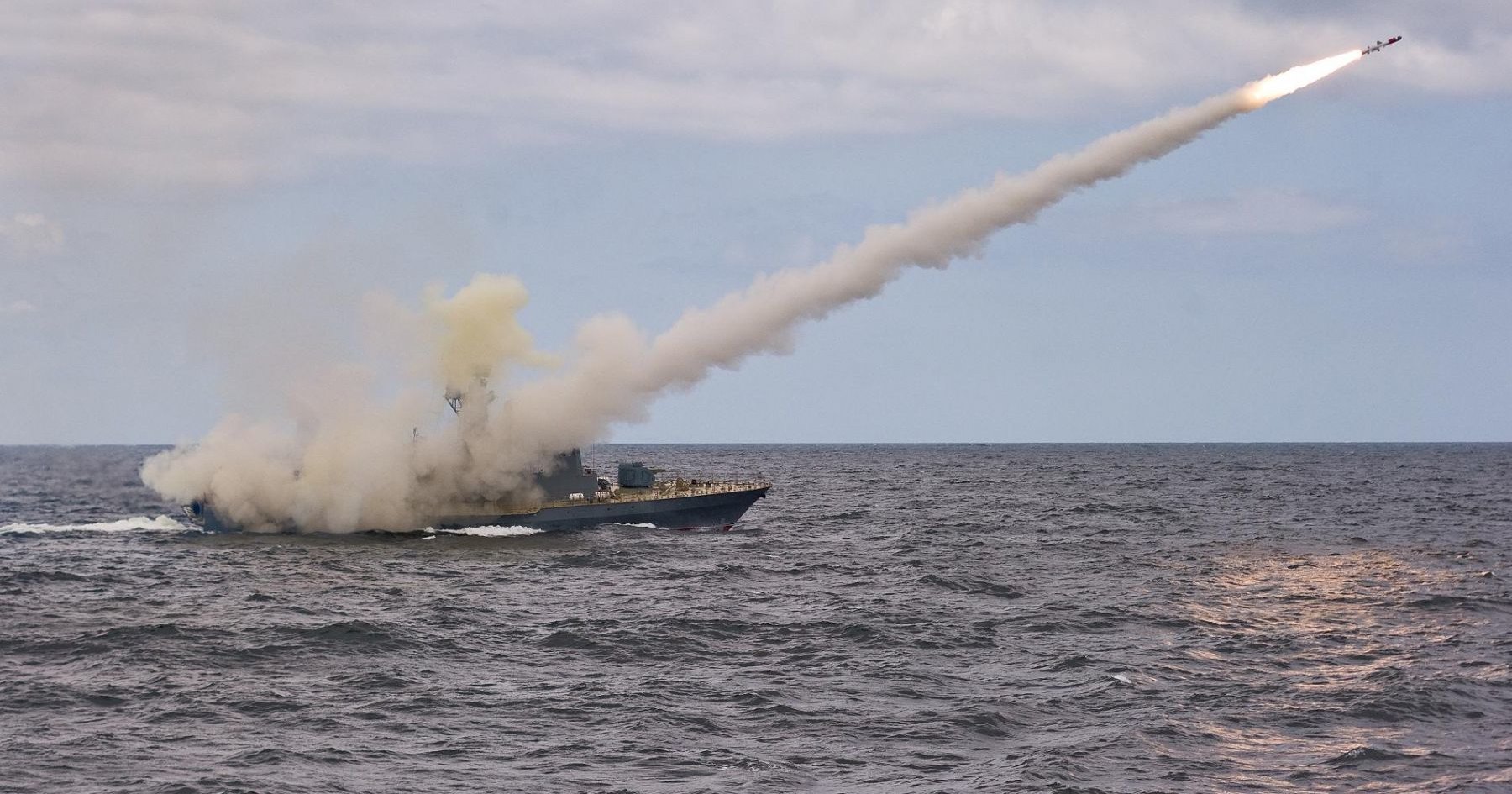 «Смерч» запустил «Уран» в Японском море: видео