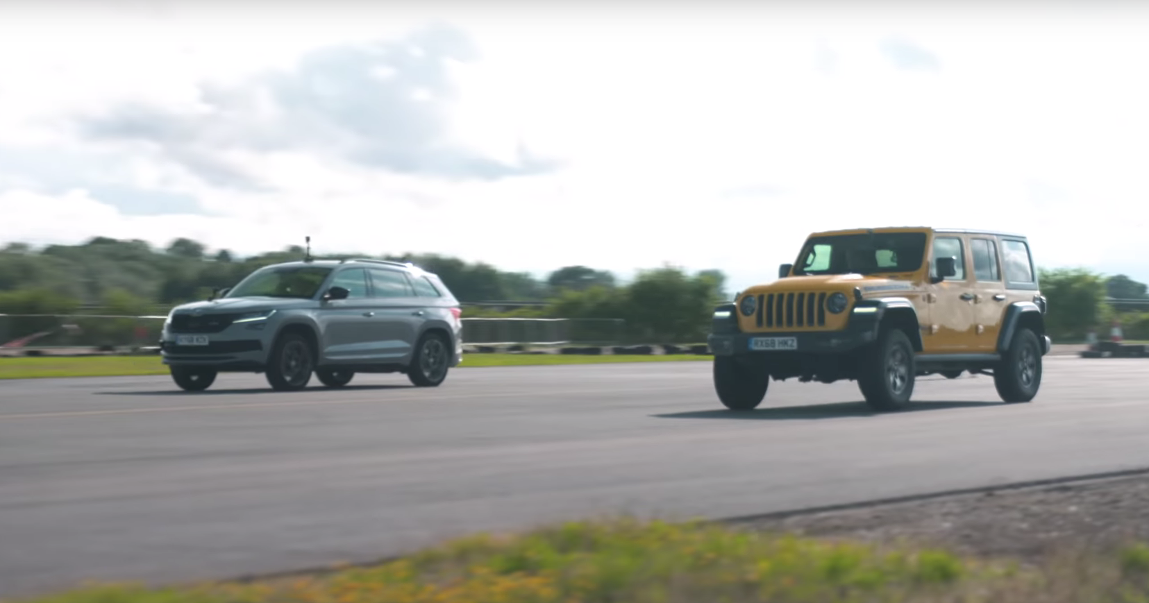 Jeep Wrangler Rubicon против Skoda Kodiaq vRS: дрэг-гонка