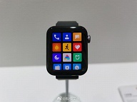 Xiaomi Mi CC9 Pro и Xiaomi Mi Watch вместе на живых фото, распаковка и содержимое стандартного комплекта Xiaomi Mi CC9 Pro