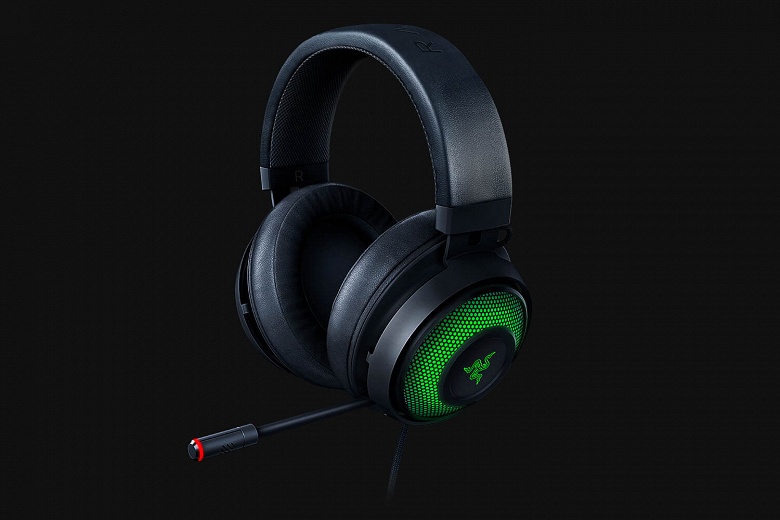 В игровой гарнитуре Razer Kraken Ultimate используются 50-миллиметровые излучатели