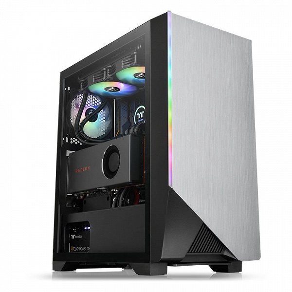 Передняя панель корпуса Thermaltake H550 TG ARGB изготовлена из алюминия, а боковая — из стекла