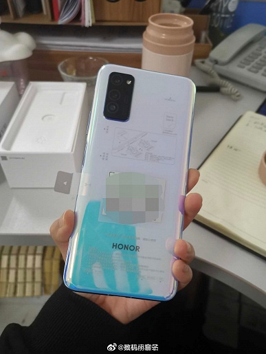 Распаковка Honor V30 5G за считанные часы до анонса