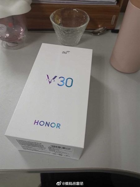 Распаковка Honor V30 5G за считанные часы до анонса