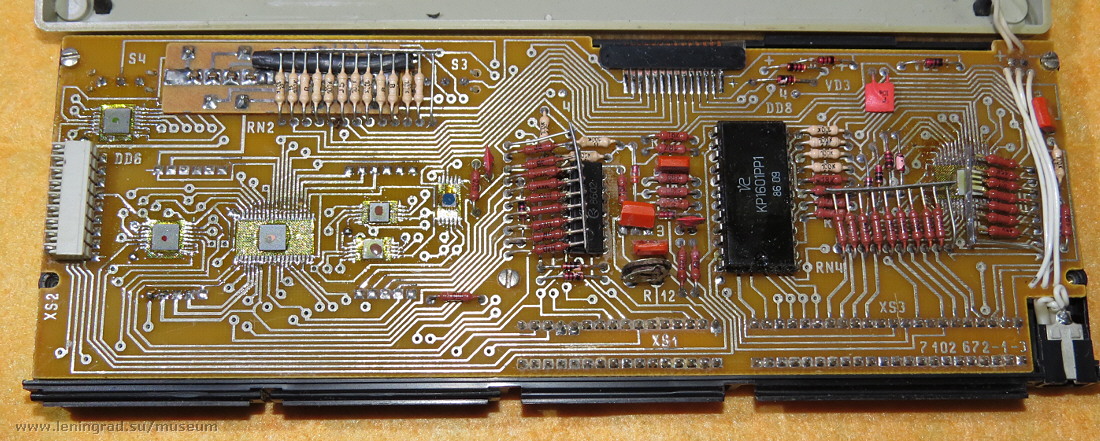 Плата калькулятора. Электроника МК-52. MK 52. Электроника MK 52 плата. Электроника м52.