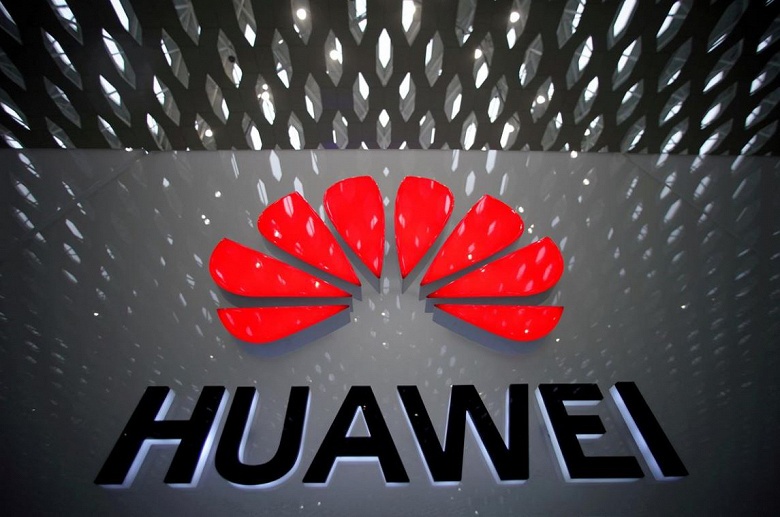 Huawei планирует перенести свой исследовательский центр из США