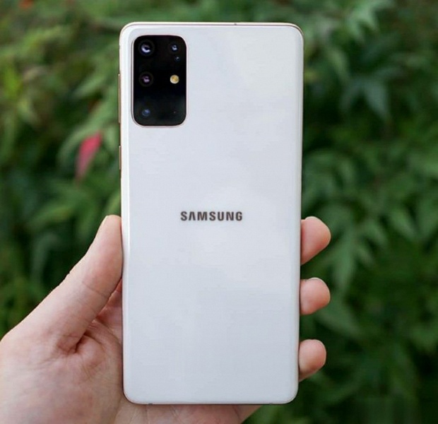 И совсем не страшно. Вот как на самом деле выглядит Samsung Galaxy S11